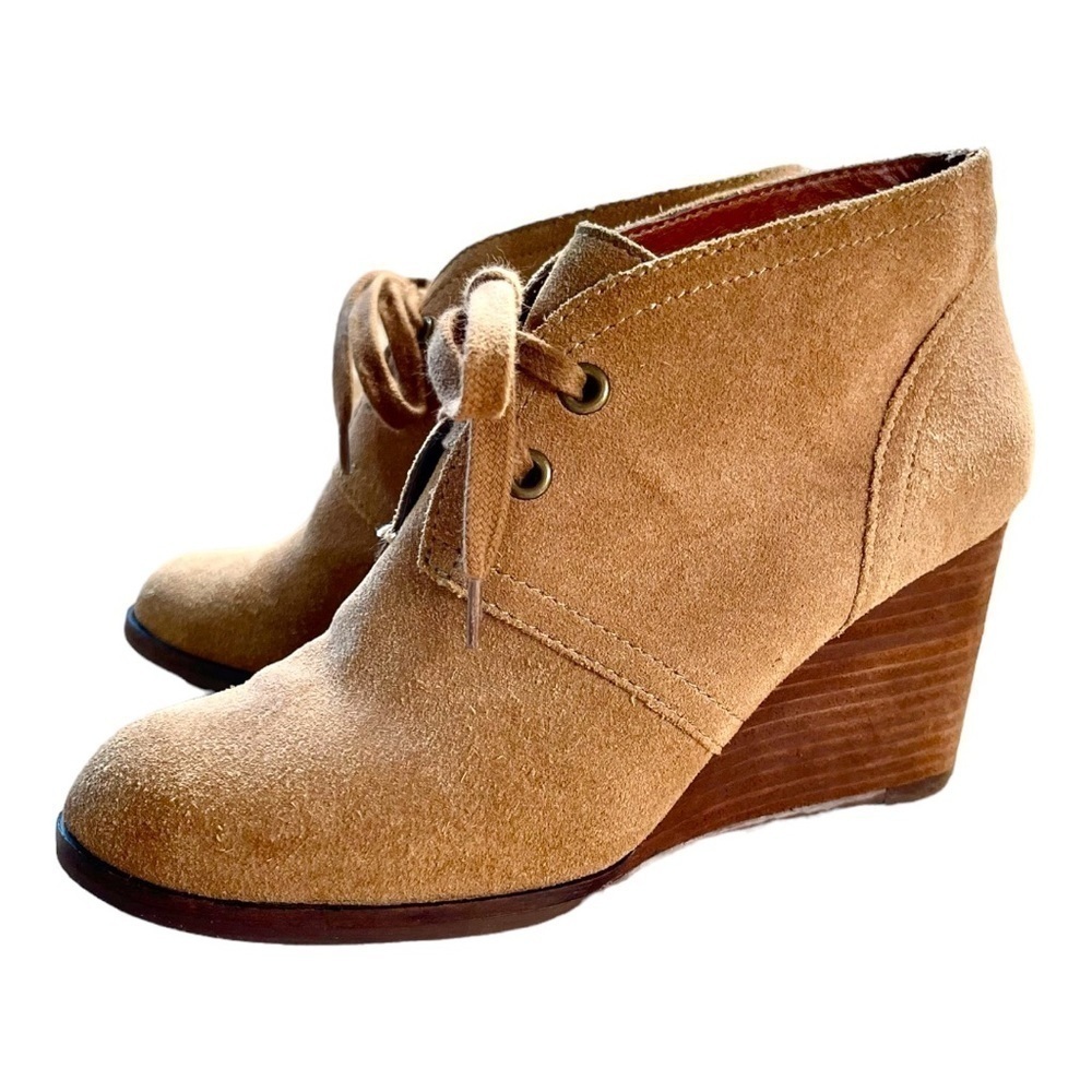 LUCKY BRAND, WOMENS, TRENDY, SWAY WEDGE BOOTIES. CAMEL COLOR LEATHER. SIZE 7M